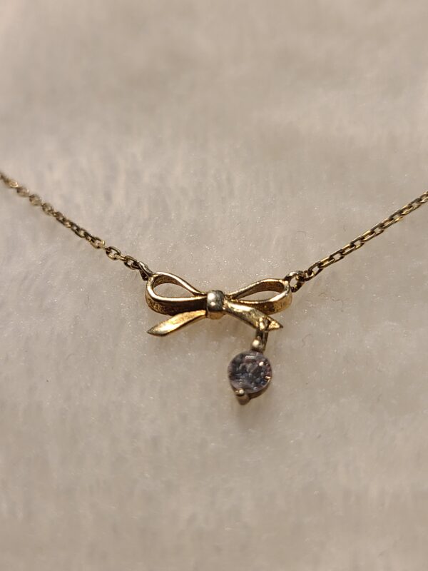 Bow Necklace